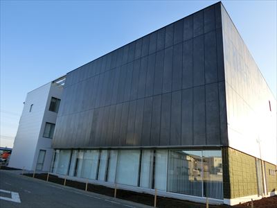 写真:群馬建設会館
